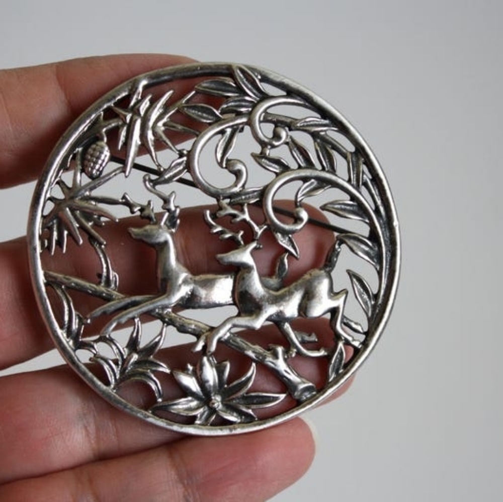 Vintage Reindeer Brooch Pin and Pendant Open work Prestige 1980s Christmas